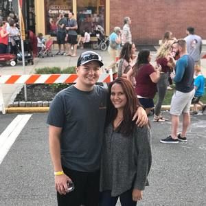 Meet your Posher, Paige